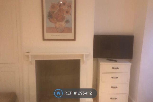 C, Cricklade Road, Highworth photo 4