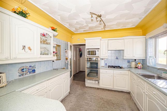 128, Park View, Hastings photo 4
