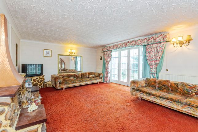 36, Wentworth Drive, Rochester photo 4