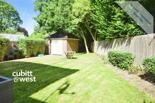 2, 14, Ash Close, Banstead photo 2