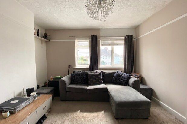 Thumbnail Flat to rent in South Farm Road, Worthing