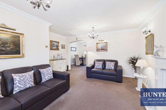 32, Whiterocks Grove, Sunderland photo 3