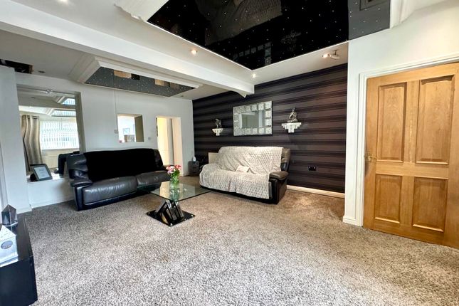 33 Cross King Street, Merthyr Tydfil photo 4