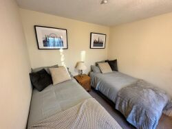 Flat to rent in Curtis Street, Swindon