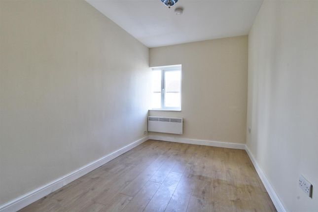 Flat 2, 11, Redlands Road, Penarth photo 5