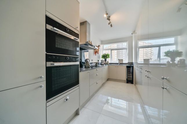 Flat for sale in Walsingham, St Johns Wood