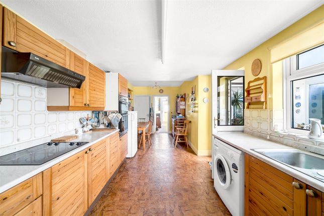 14, St. Georges Road, Portland photo 4