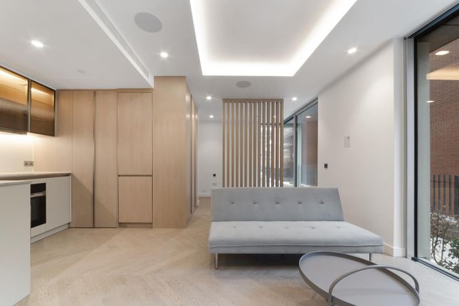 Studio for sale in The Haydon, Aldgate, London