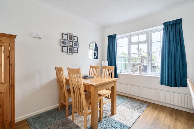 19, East Street, Billingshurst photo 4