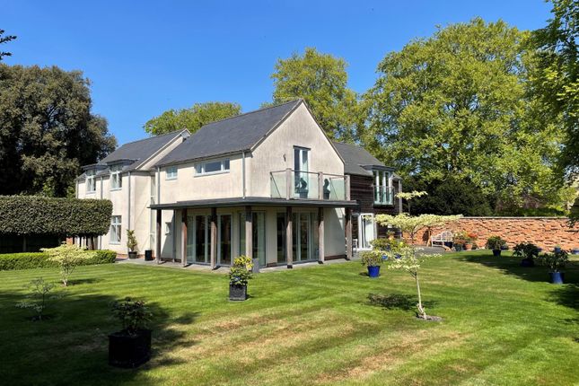 Thumbnail Detached house for sale in Woodgreen, Witney, Oxfordshire