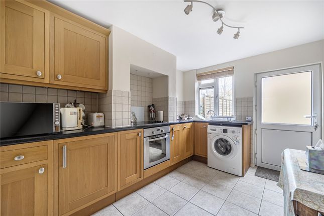 16, Wey Hill, Surrey photo 3