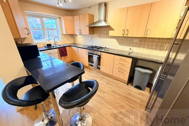 6 Southside Road, Leicester photo 3