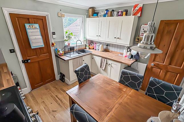 325, Tonbridge Road, Maidstone photo 3