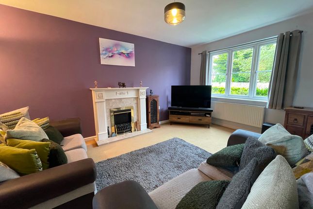 37 Elanor Road, Sandbach photo 2