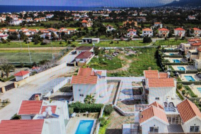 Villa for sale in Lapta
