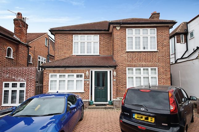 Thumbnail Detached house for sale in Shamrock Way, London
