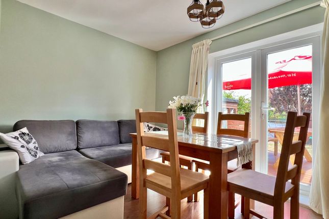 66 Roman Road, Taunton photo 4