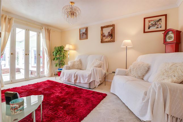 2, Kingsway Mews, Westcliff-On-Sea photo 3
