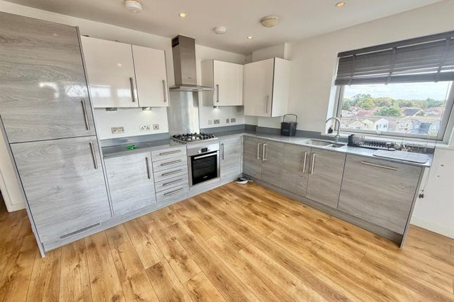 Flat 13, 1, Snowdrop Mews, Pinner photo 4