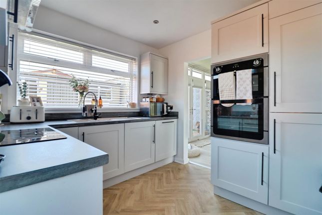 1, Birch Road, Bignall End photo 4