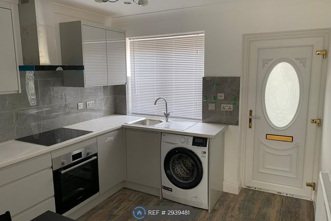 Sheepcotes Road, Chadwell Heath, Romford photo 3