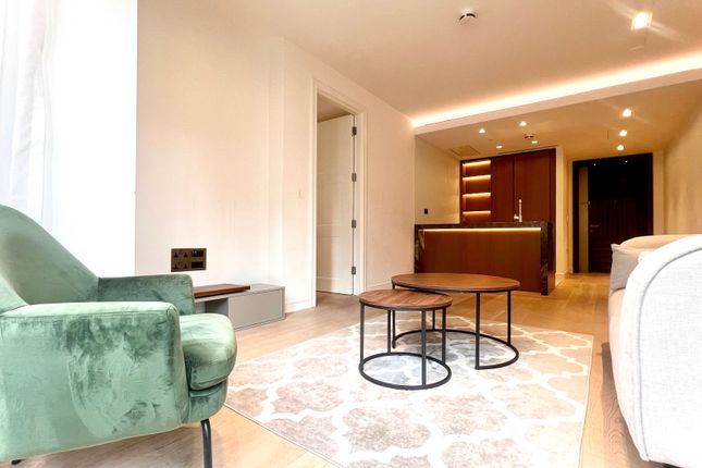 Apartment S306, 18 Portugal Street, London photo 4