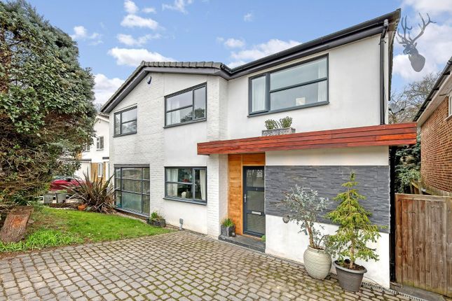 Thumbnail Detached house for sale in Ashfields, Loughton