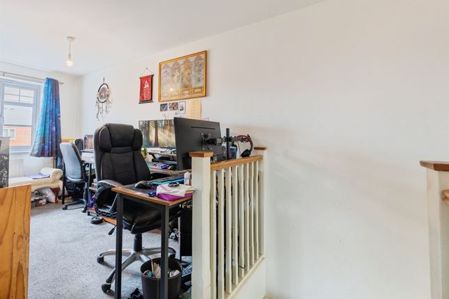 7, Nutfield Lane, Warwick photo 4