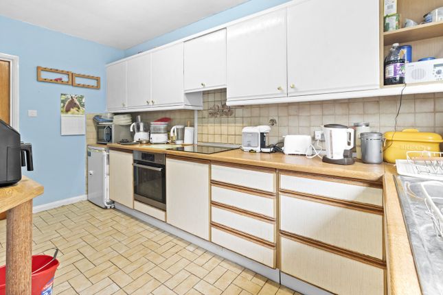 7, Albert Road, Polegate photo 4