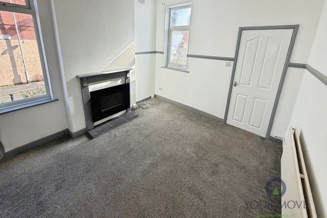 33, Furlong Road, Staffordshire photo 3
