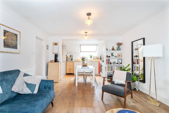 Thumbnail Flat to rent in Nightingale Road, London