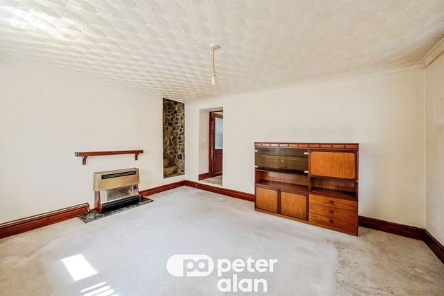 6, Tabor Place, Maesteg photo 4