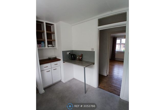 Grafton Court, Nottingham photo 4