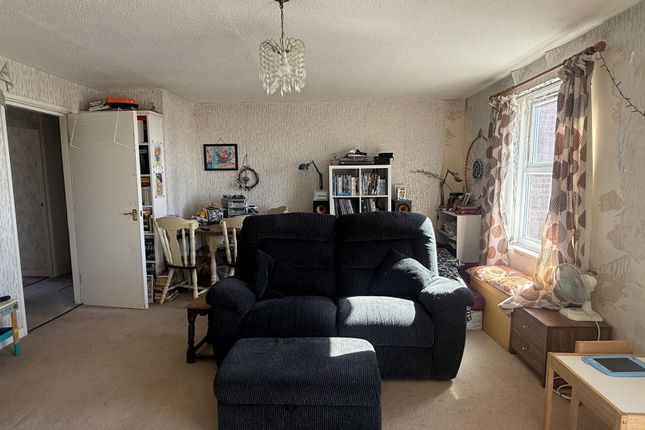 9 Vicarage Court, Vicarage Street, Burnham-On-Sea photo 4