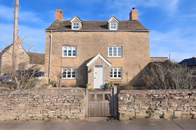 4-bed house on West End Cottage, West End, Bampton, £600,000