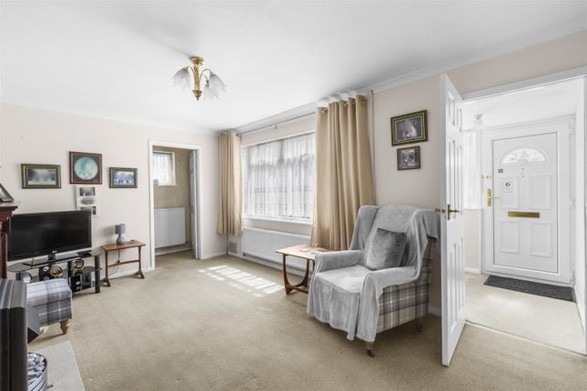 17, Horsenden Road, High Wycombe photo 3