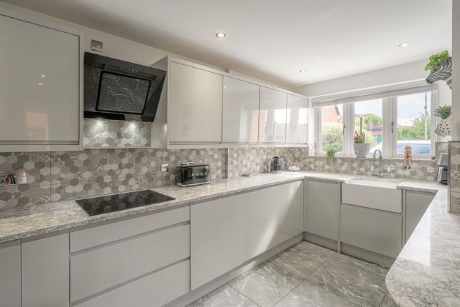 6, Millbrook Way, Brierley Hill photo 4