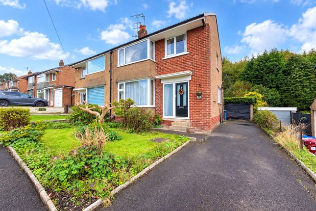 3-bed semi-detached on Kentmere Drive, Lancashire, £210,000