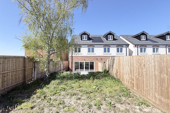 78, Main Road, Barnstone photo 3