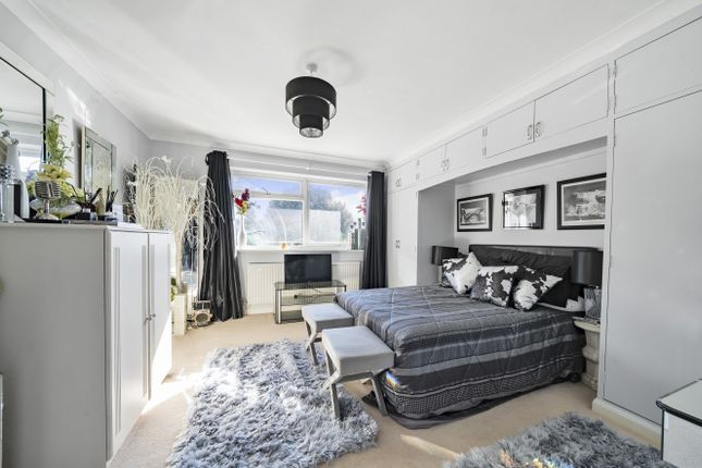 Flat for sale in Shortlands Road, Bromley