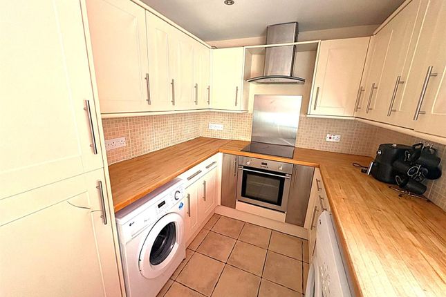 Stour Road, Corby photo 4