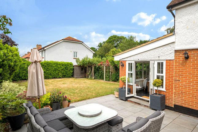 187, Barnett Wood Lane, Ashtead photo 4
