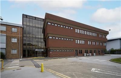 Thumbnail Office to let in Three Storey Office Block, 200 Clough Road, Hull, East Riding Of Yorkshire