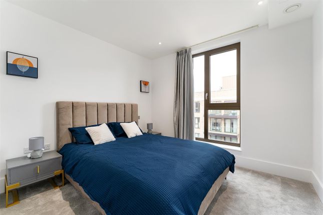 Flat for sale in Bruton House, Daffodil Crescent, Barnet