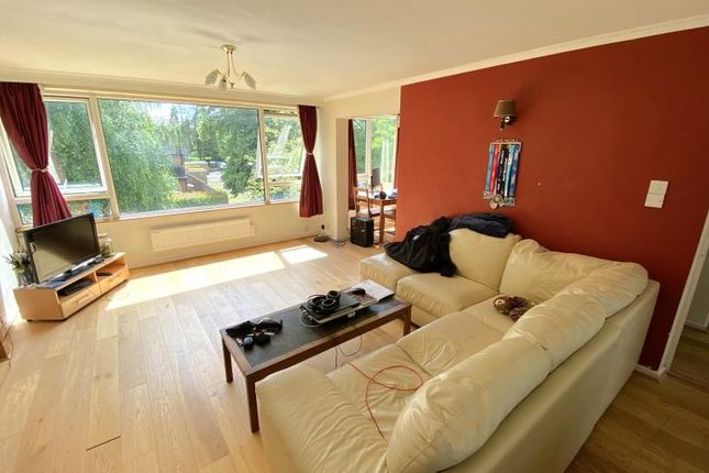 59, Eaton Court, Guildford photo 4
