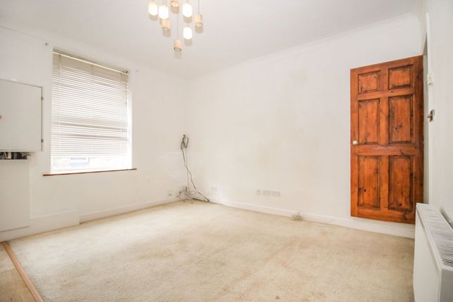 24, Bertha Street, Leeds photo 3
