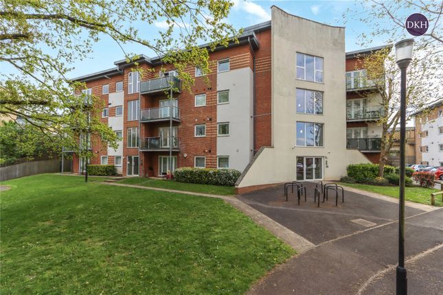 Thumbnail Flat to rent in Observer Drive, Watford, Hertfordshire