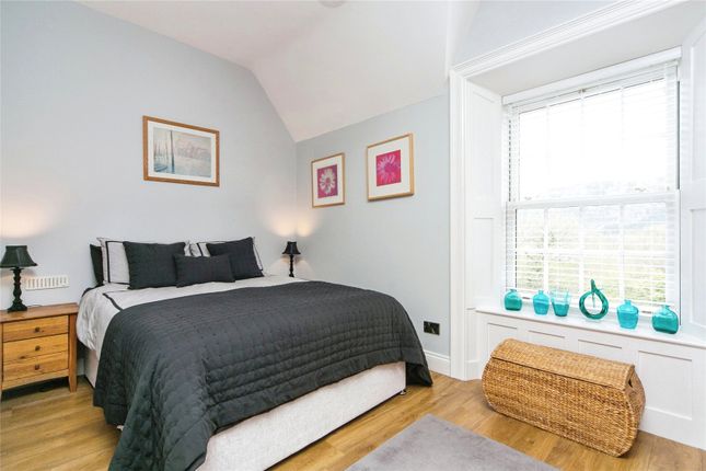 Ad House Bed 2