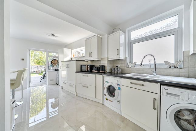 23, Starts Hill Road, Orpington photo 3