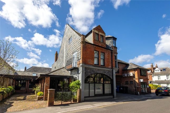 Flat for sale in Beach Retreat, 11 Ravine Road, Canford Cliffs, Poole
